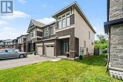 159 WABIKON CRESCENT  Ottawa, ON K1X 0H8