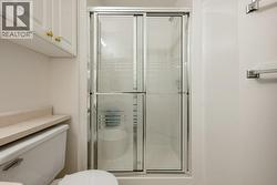 3-piece ensuite - 
