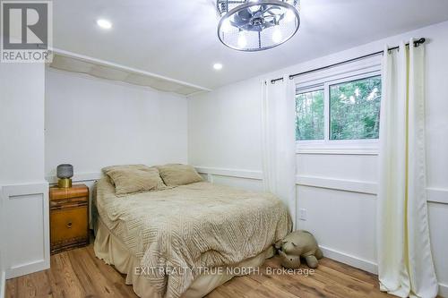 27 Nida Drive, Tiny, ON 