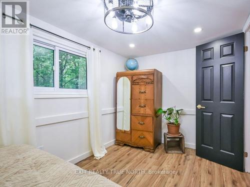 27 Nida Drive, Tiny, ON 