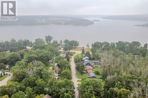 27 Nida Drive, Tiny, ON 