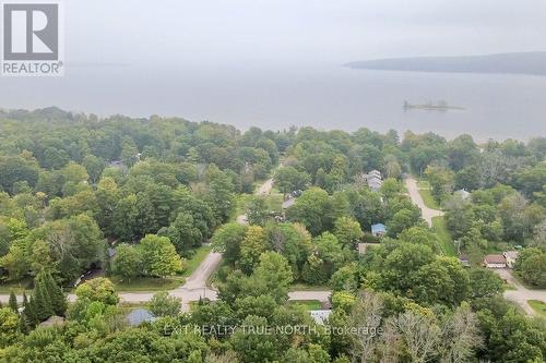 27 Nida Drive, Tiny, ON 