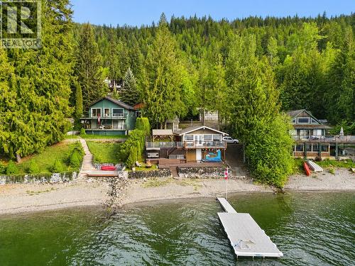 3981 Eagle Bay Road, Eagle Bay, BC 