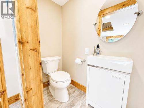 3981 Eagle Bay Road, Eagle Bay, BC 