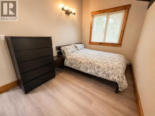 3981 Eagle Bay Road, Eagle Bay, BC 