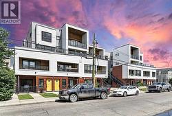 411, 120 18 Avenue SW  Calgary, AB T2S 3H5