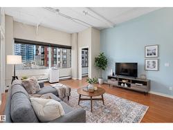 #506 10179 105 ST NW  Edmonton, AB T5J 3N1