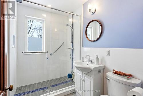 53 Scrivens Street, Ottawa, ON 