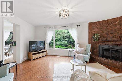 572 Harmony Avenue, Burlington, ON 