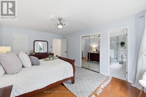 572 Harmony Avenue, Burlington, ON 