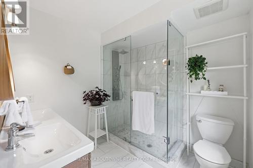 572 Harmony Avenue, Burlington, ON 