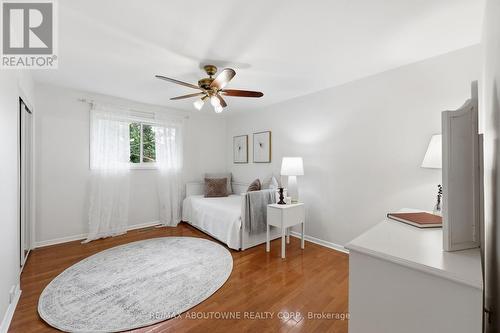 572 Harmony Avenue, Burlington, ON 