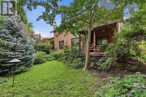 572 Harmony Avenue, Burlington, ON 