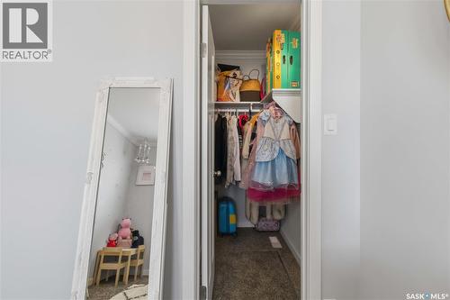 257 250 Akhtar Bend, Saskatoon, SK 