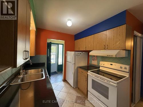 332 BURROWS HALL BOULEVARD , Toronto, Ontario M1B 1H7 4
