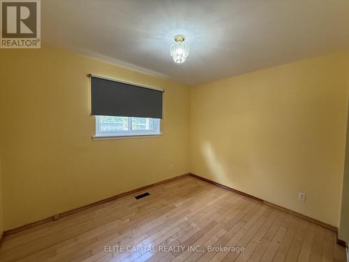 332 BURROWS HALL BOULEVARD , Toronto, Ontario M1B 1H7 5
