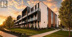 311 - 5 WAKE ROBIN DRIVE  Kitchener, ON N2E 0H6