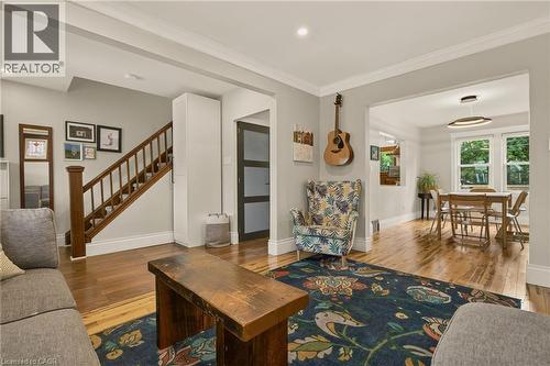 72 Garside Avenue N, Hamilton, ON 