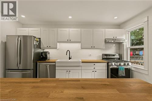 72 Garside Avenue N, Hamilton, ON 