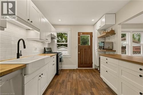72 Garside Avenue N, Hamilton, ON 
