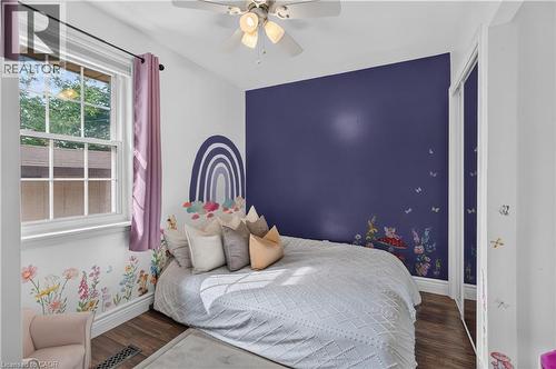 24 Castlefield Drive, Hamilton, ON 
