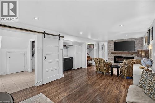 24 Castlefield Drive, Hamilton, ON 