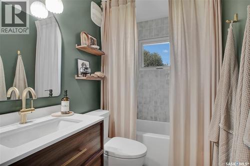 2002 Richardson Road, Saskatoon, SK 