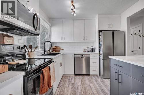 2002 Richardson Road, Saskatoon, SK 