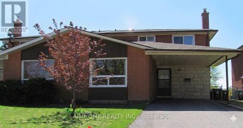 5 REIBER CRESCENT , Toronto, Ontario M2H 1C3