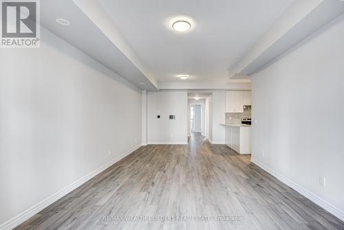 204B-06 - 349 WHEAT BOOM DRIVE W , Oakville, Ontario L6H 7X5 4