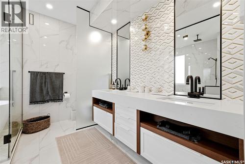 2435 Linner Bay, Regina, SK 
