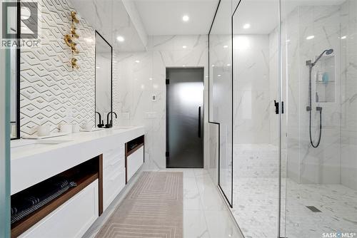 2435 Linner Bay, Regina, SK 