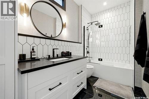 2435 Linner Bay, Regina, SK 