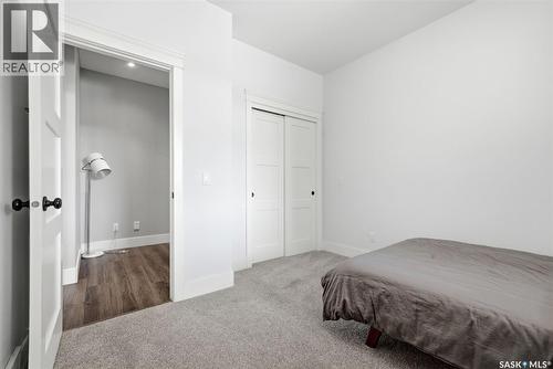 2435 Linner Bay, Regina, SK 