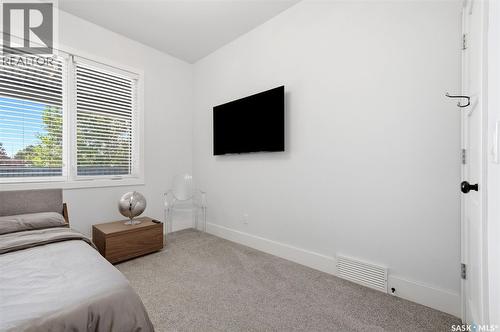 2435 Linner Bay, Regina, SK 