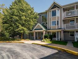 410 87 Kearney Lake Road  Halifax, NS B3M 4H1