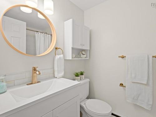 410 87 Kearney Lake Road, Halifax, NS 