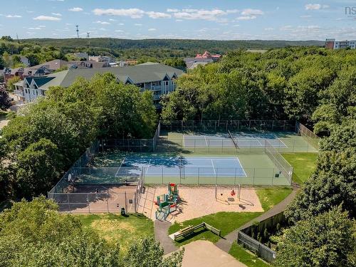 410 87 Kearney Lake Road, Halifax, NS 