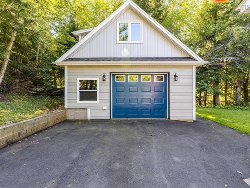 104 Arnold Drive, Fall River, NS 