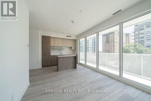 2008 - 15 HOLMES AVENUE , Toronto, Ontario M2N 0L4 4