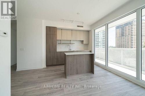2008 - 15 HOLMES AVENUE , Toronto, Ontario M2N 0L4 5