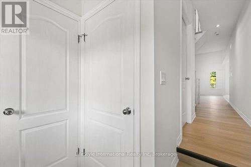 242 Moorlands Crescent, Kitchener, ON 