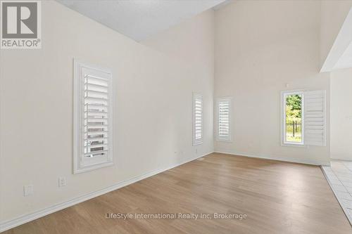 242 Moorlands Crescent, Kitchener, ON 