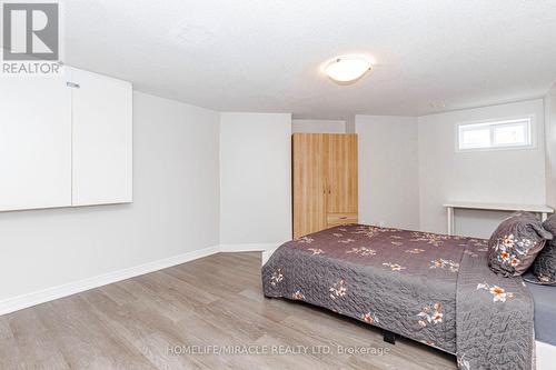 955 Bristol Road W, Mississauga, ON 