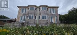 6758 ROCQUE STREET  Ottawa, ON K1C 1A2
