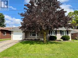 209 15TH AVENUE  Hanover, ON N4N 3E1