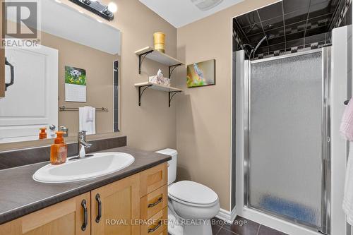 3pc Ensuite with tiled floor. - B - 1004 Beryl Private, Ottawa, ON 