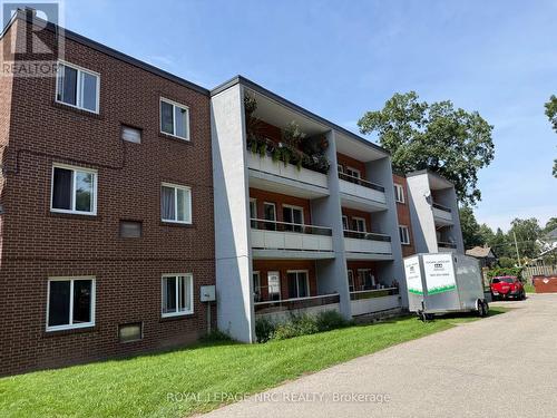 34 - 6035 MURRAY STREET , Niagara Falls (Dorchester), Ontario L2G 2K4 2