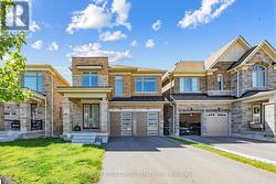 35 SPRUCEDALE SPRUCEDALE WAY  Whitchurch-Stouffville, ON L4A 4X4