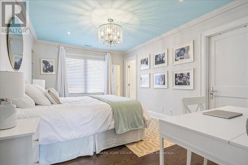 20 Ealing Drive, Toronto, ON 